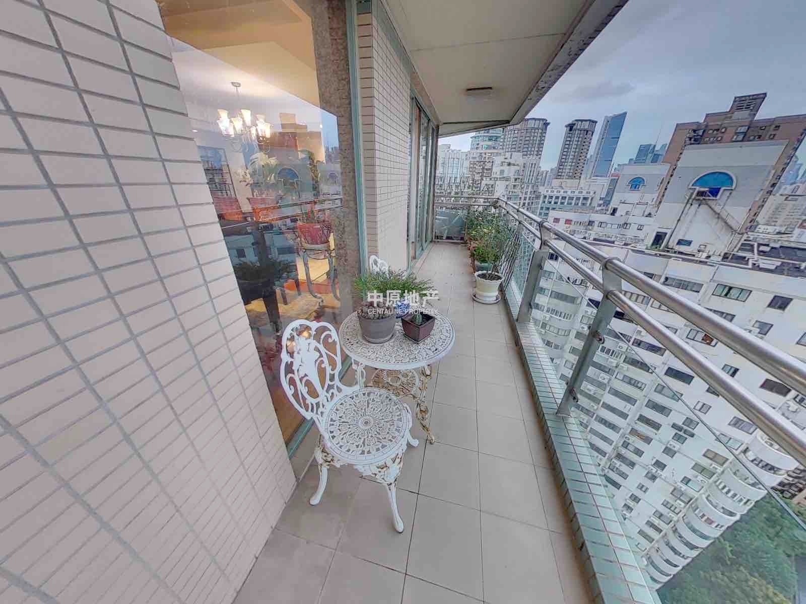 上海嘉里华庭二手房房源图片