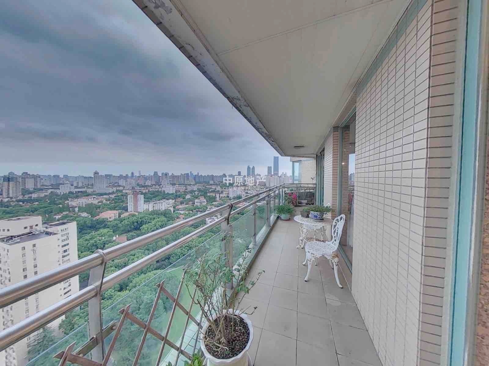 上海嘉里华庭二手房房源图片