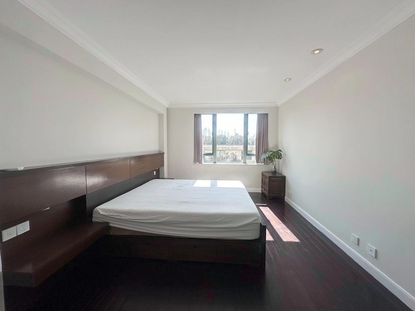 上海嘉里华庭二手房房源图片