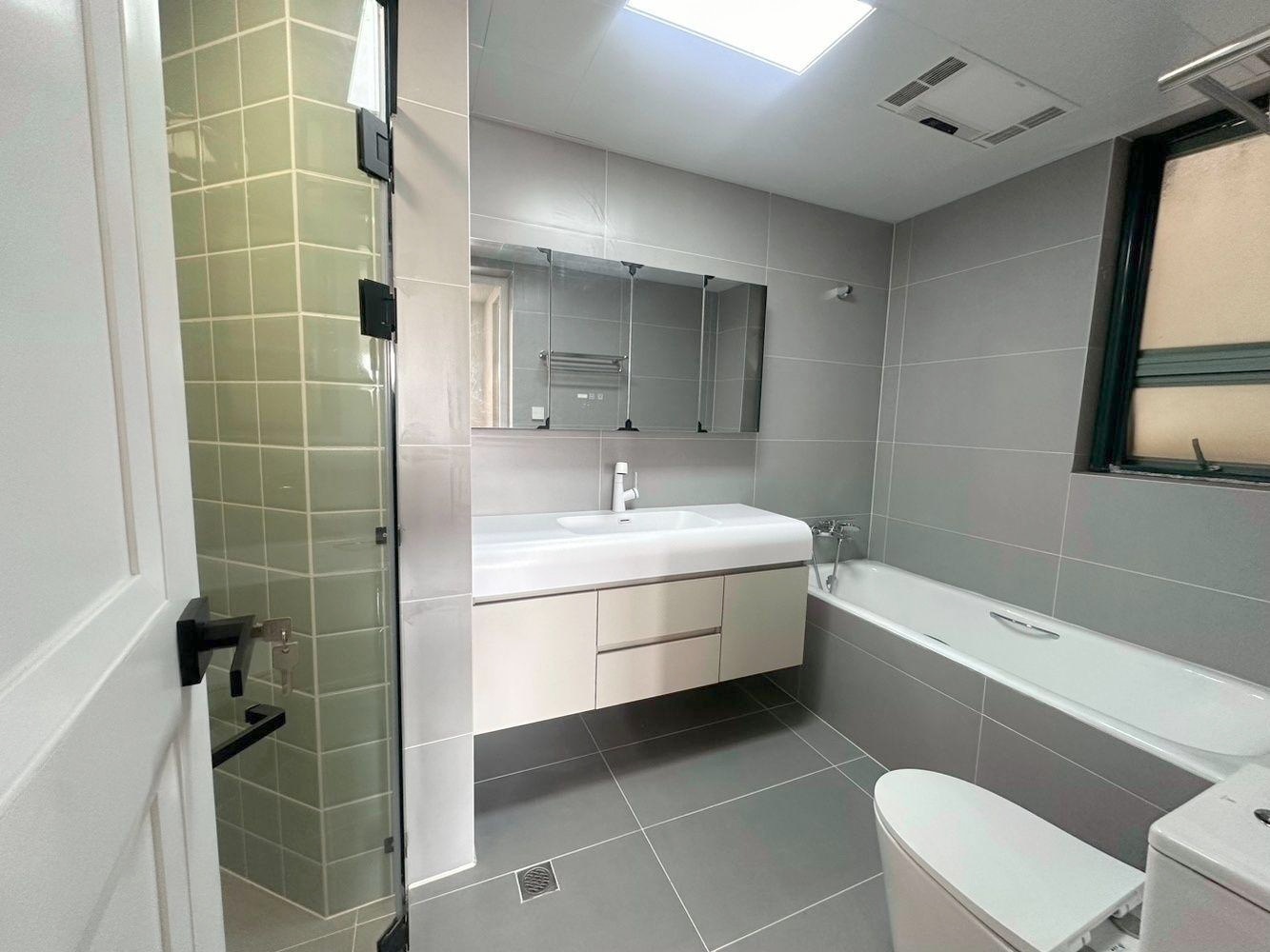 上海嘉里华庭二手房房源图片