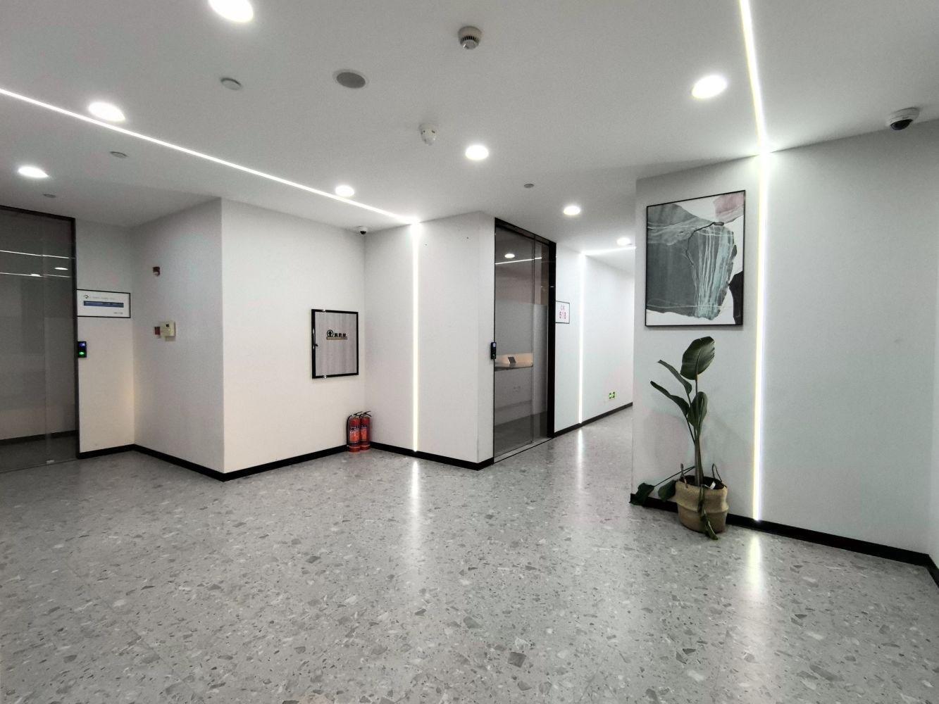 上海宝钢浦东国贸大厦二手房房源图片