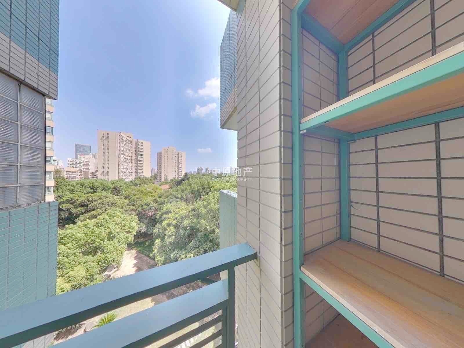 上海嘉里华庭二手房房源图片