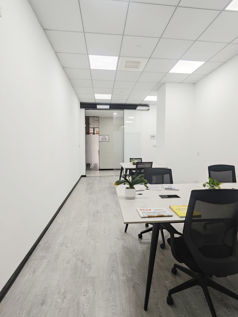 上海宝钢浦东国贸大厦二手房房源图片