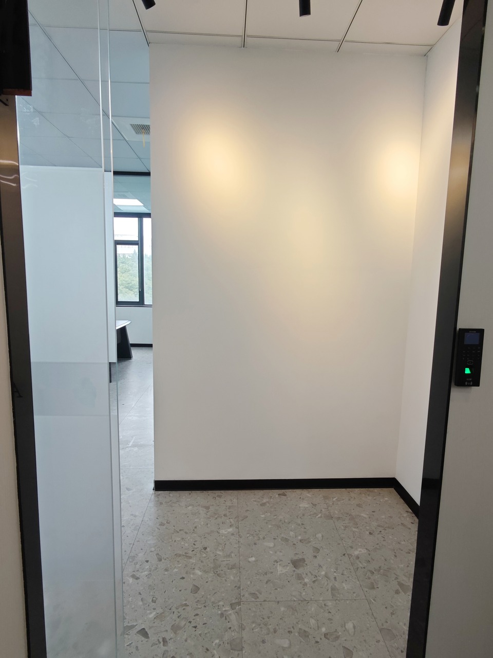 上海宝钢浦东国贸大厦二手房房源图片