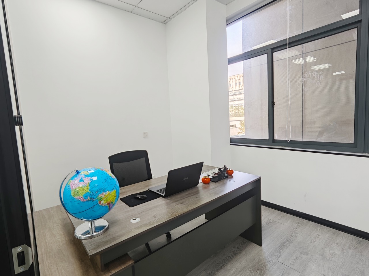 上海宝钢浦东国贸大厦二手房房源图片