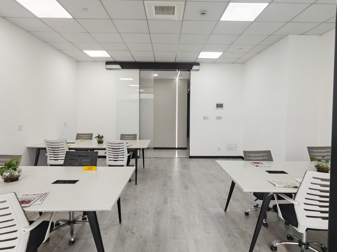 上海宝钢浦东国贸大厦二手房房源图片