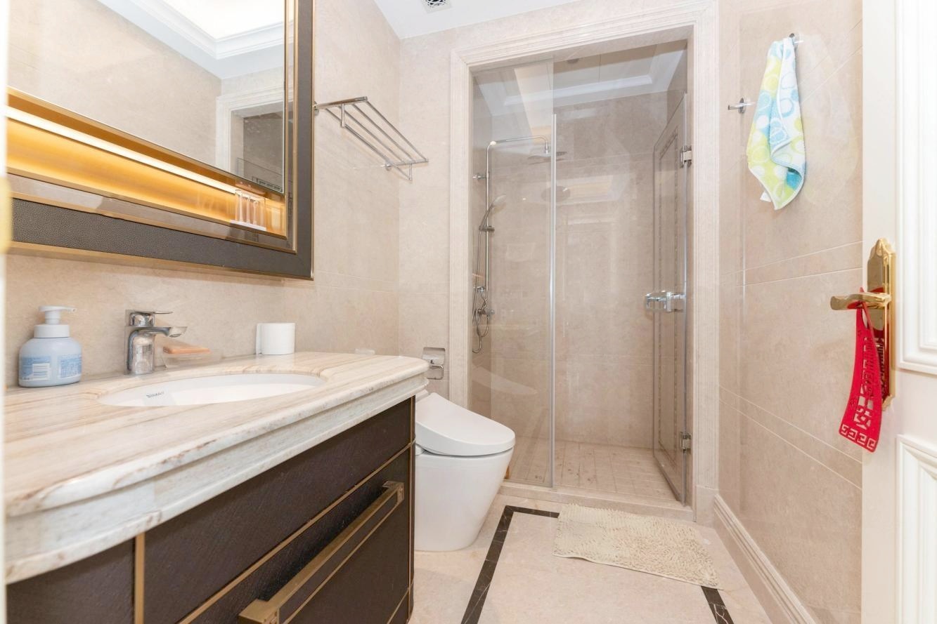 上海九龙仓静安壹号二手房房源图片