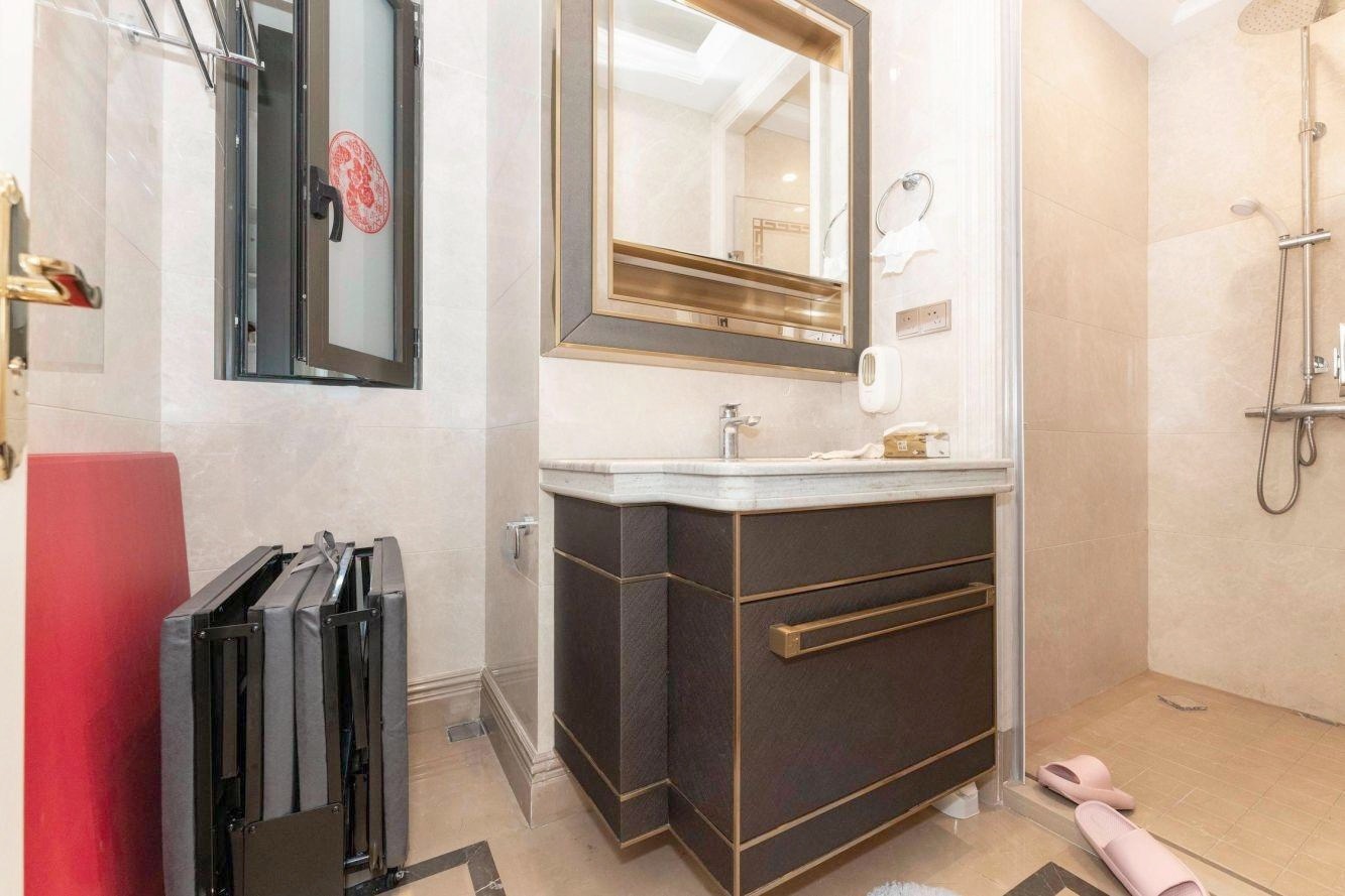 上海九龙仓静安壹号二手房房源图片