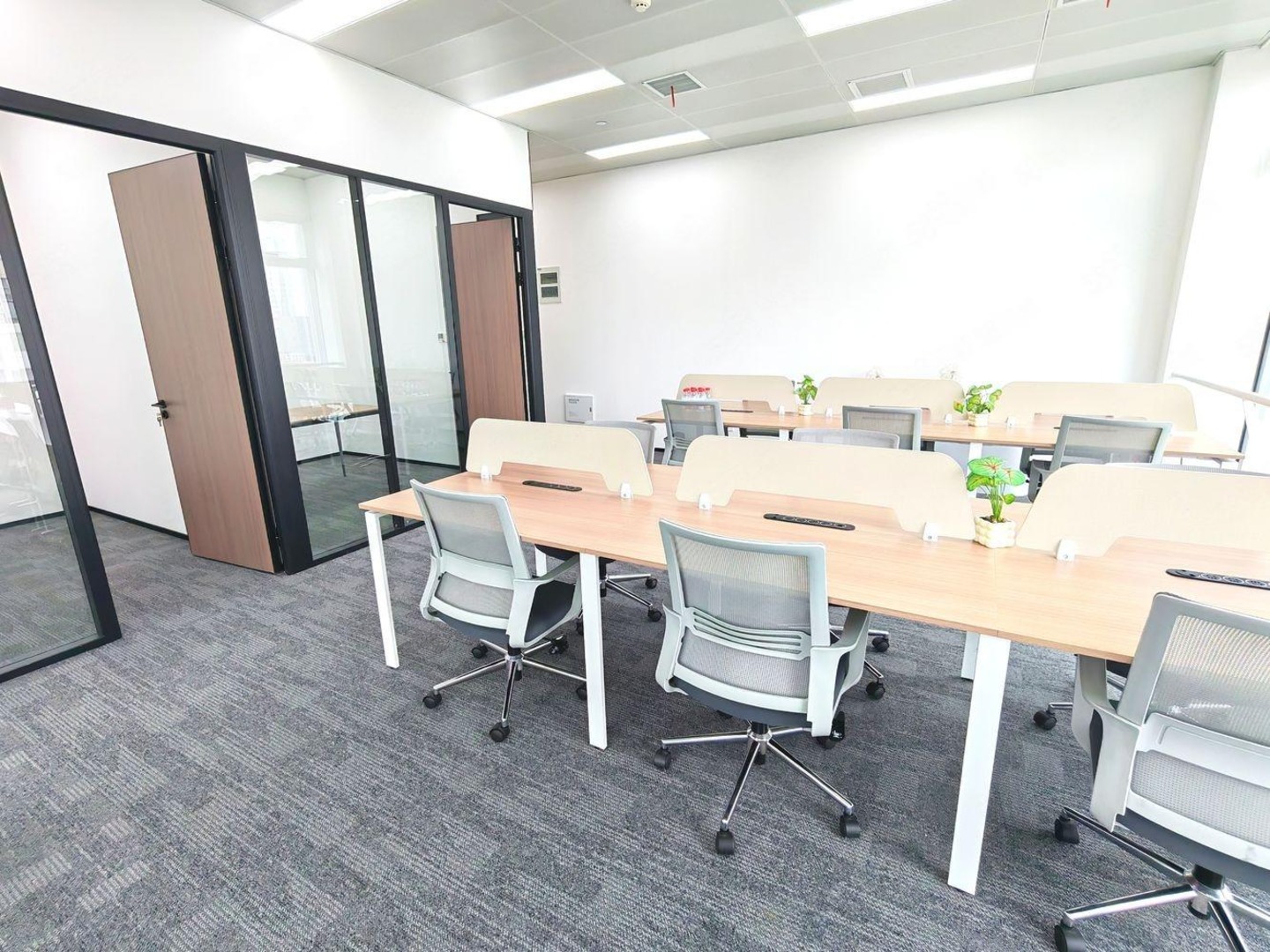 上海火炬电子集团大厦二手房房源图片