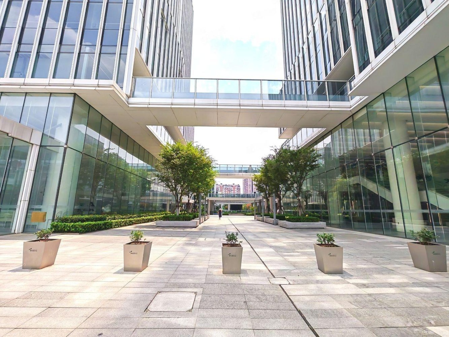 上海火炬电子集团大厦二手房房源图片