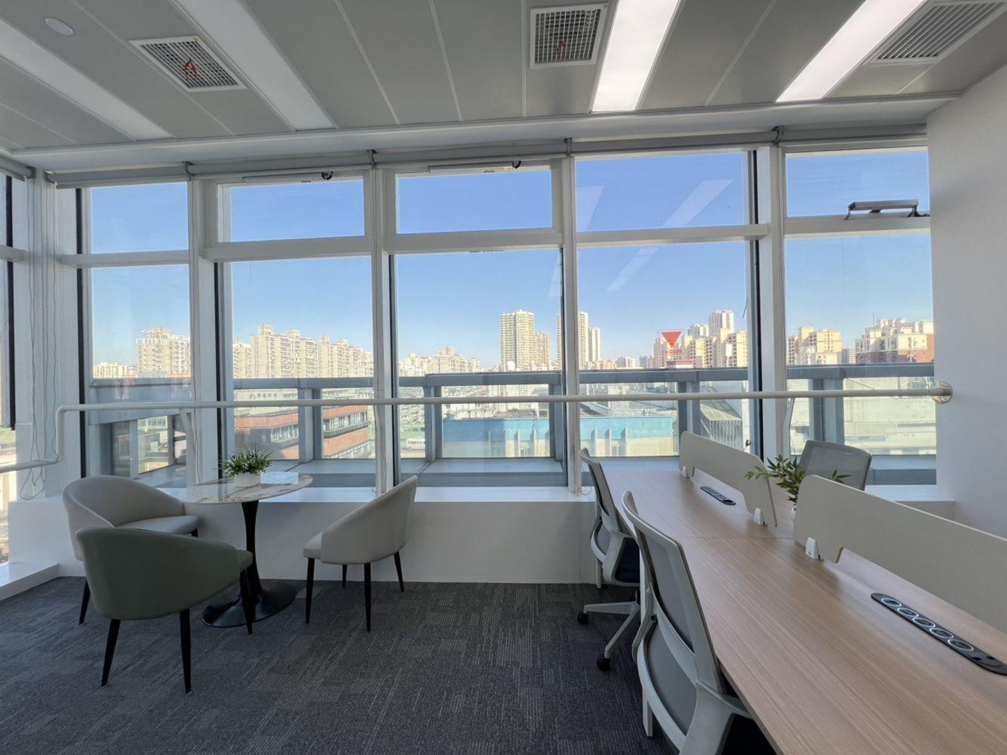 上海火炬电子集团大厦二手房房源图片