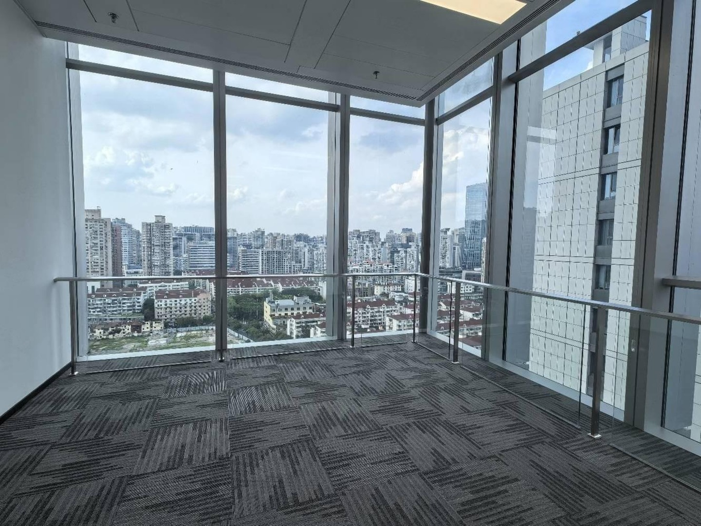 上海JIC静投中心二手房房源图片