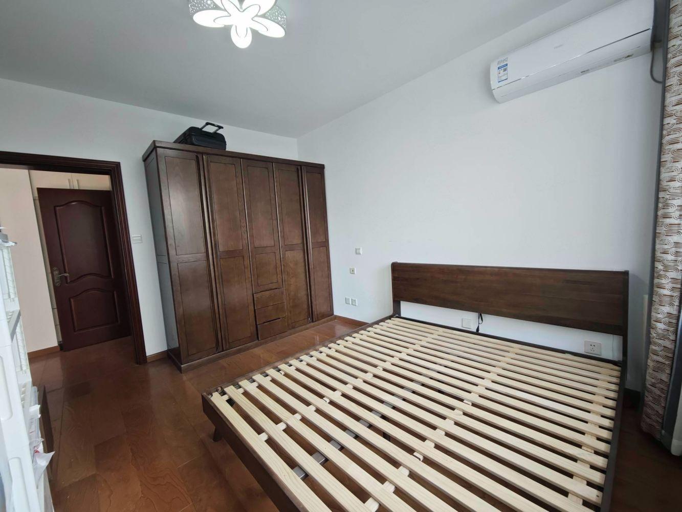 上海绿地崴廉公寓二手房房源图片