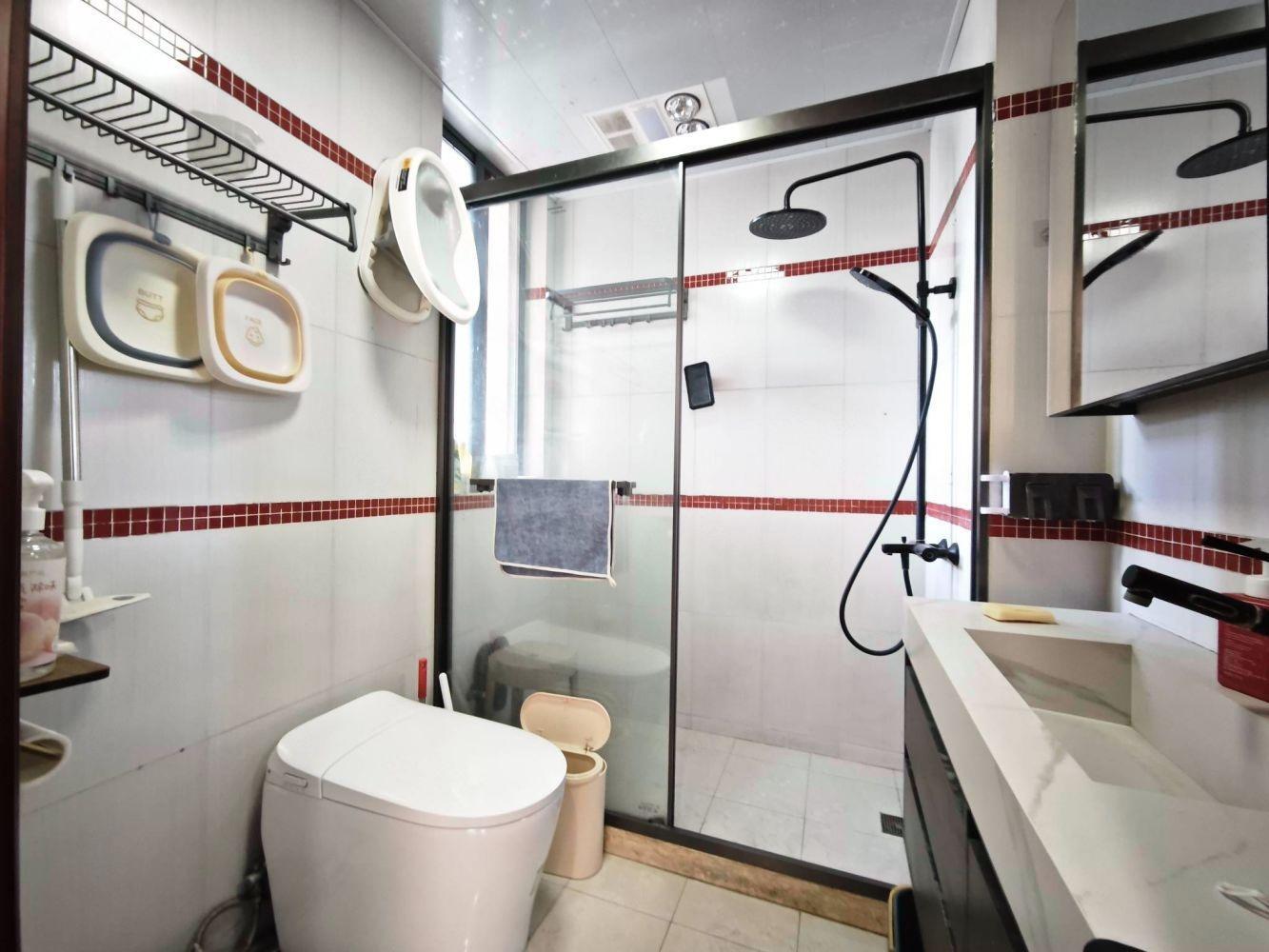 上海绿地崴廉公寓二手房房源图片