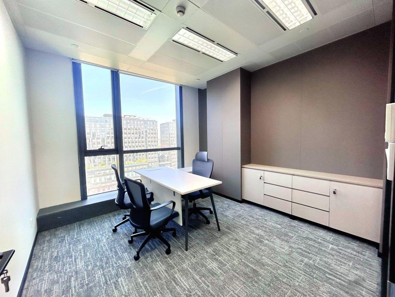 上海东方万国企业中心二手房房源图片