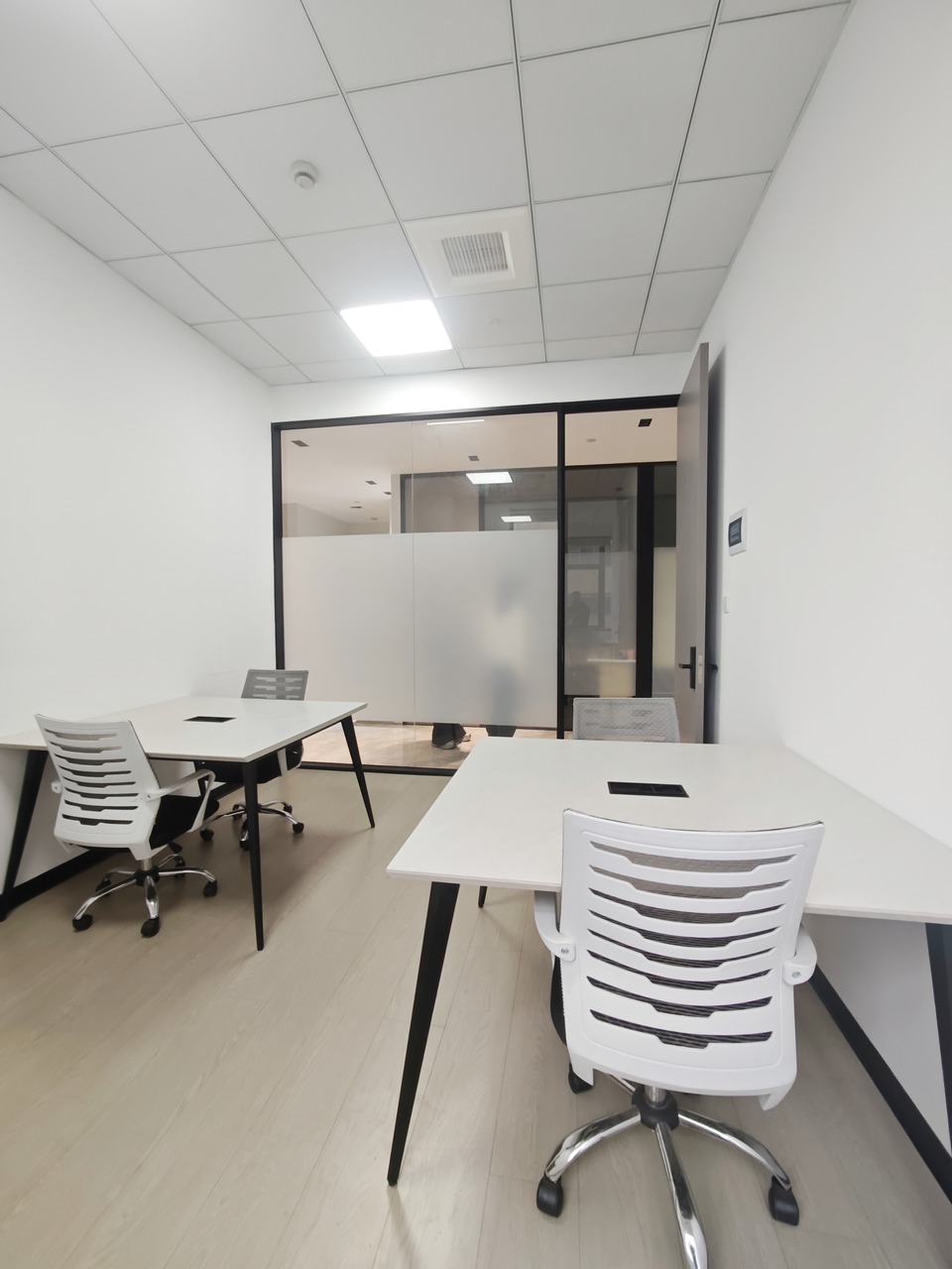 上海宝钢浦东国贸大厦二手房房源图片