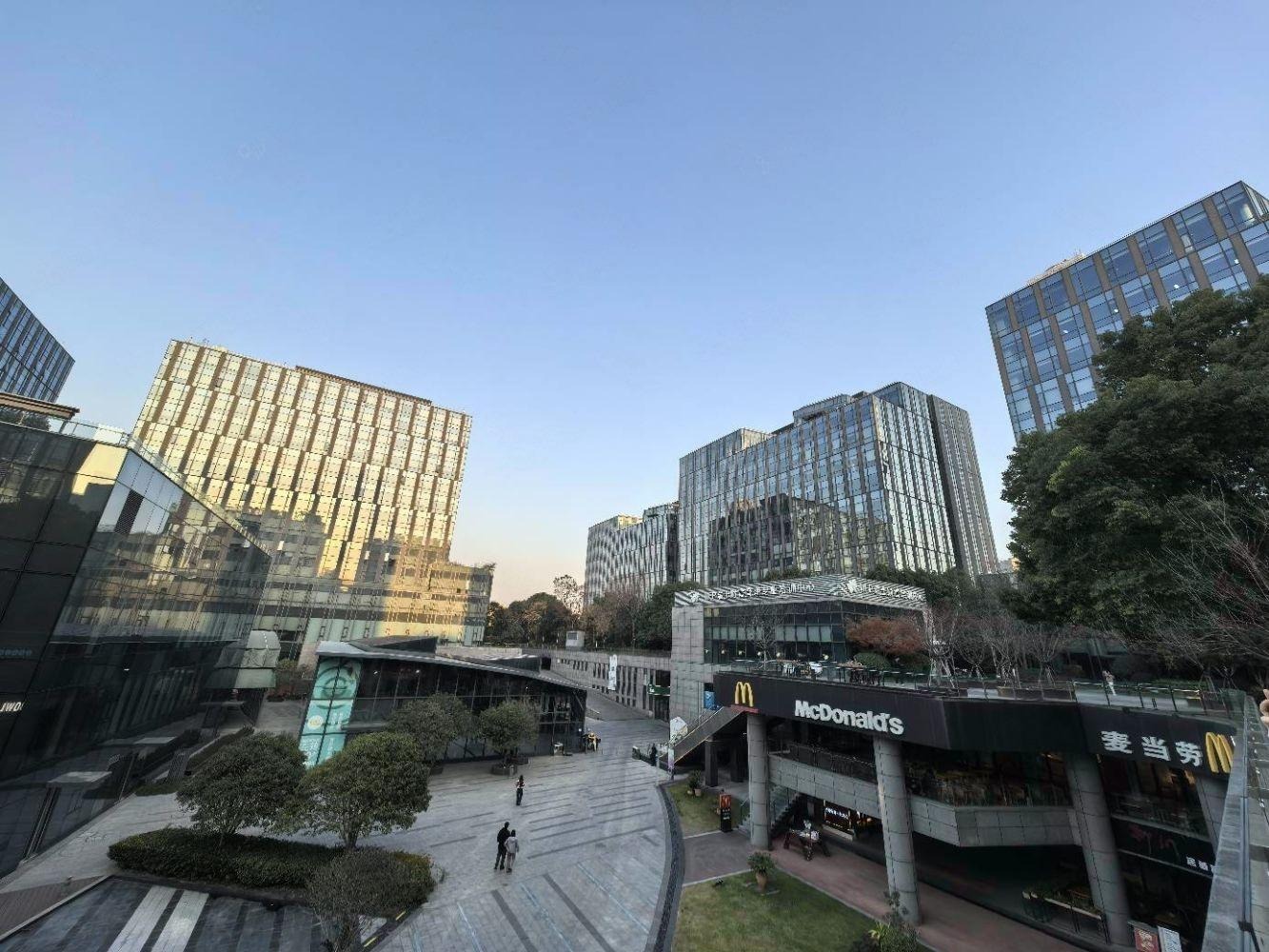 上海东方万国企业中心二手房房源图片