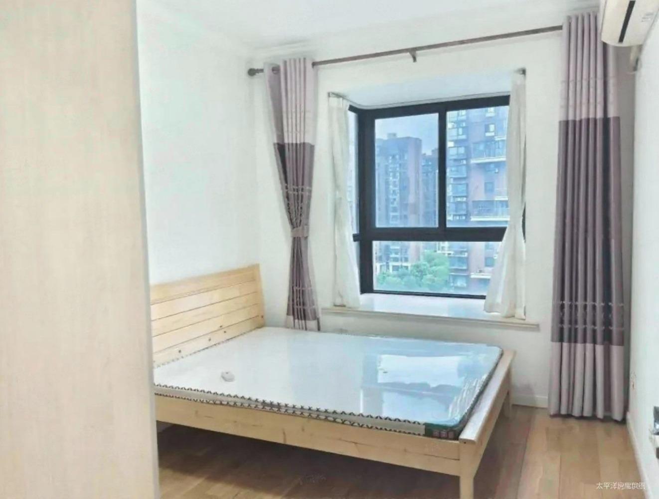 上海徐汇世家花园二手房房源图片