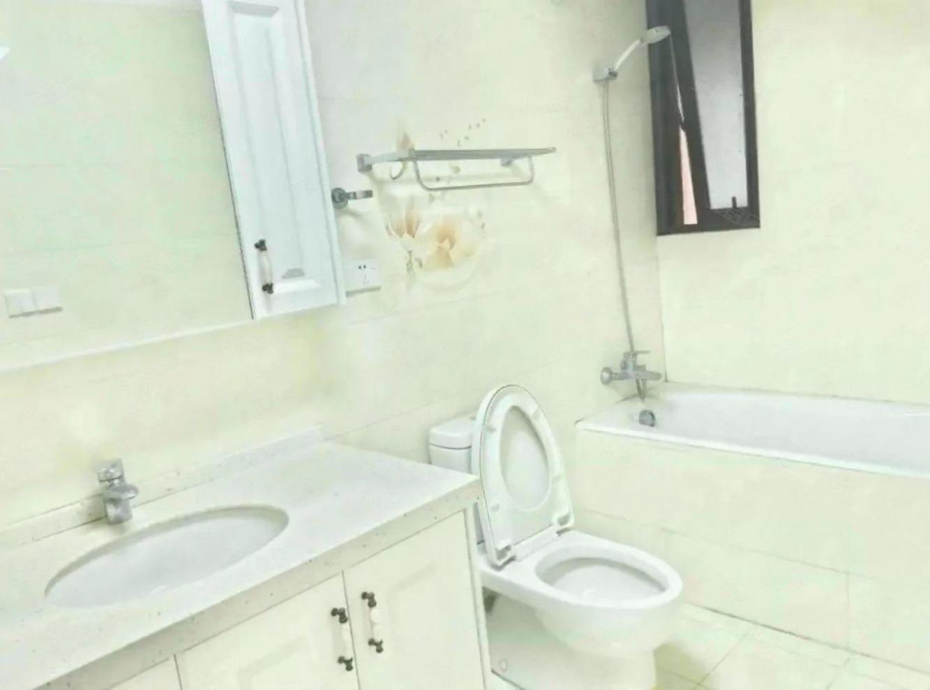 上海徐汇世家花园二手房房源图片