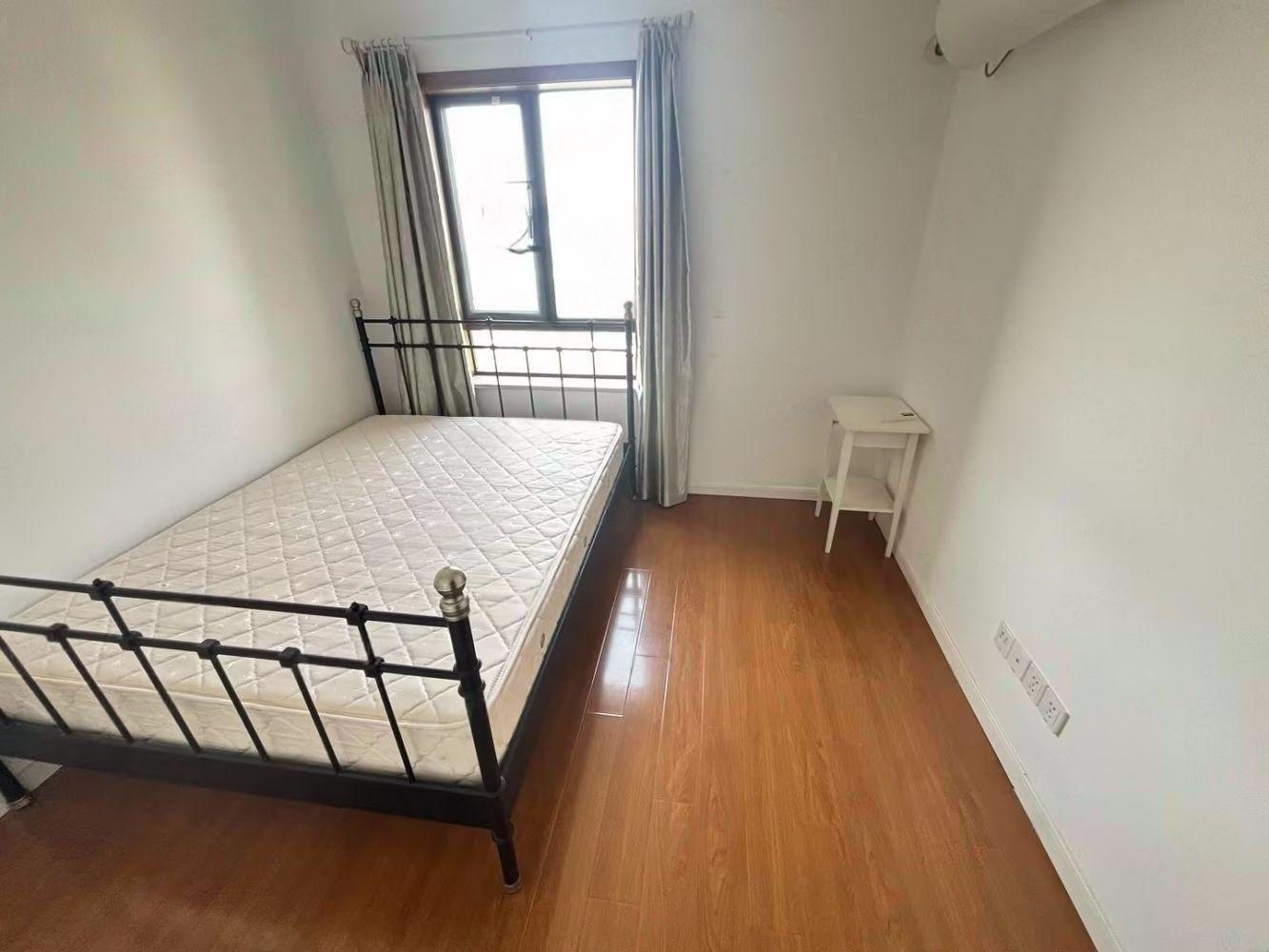 上海徐汇世家花园二手房房源图片