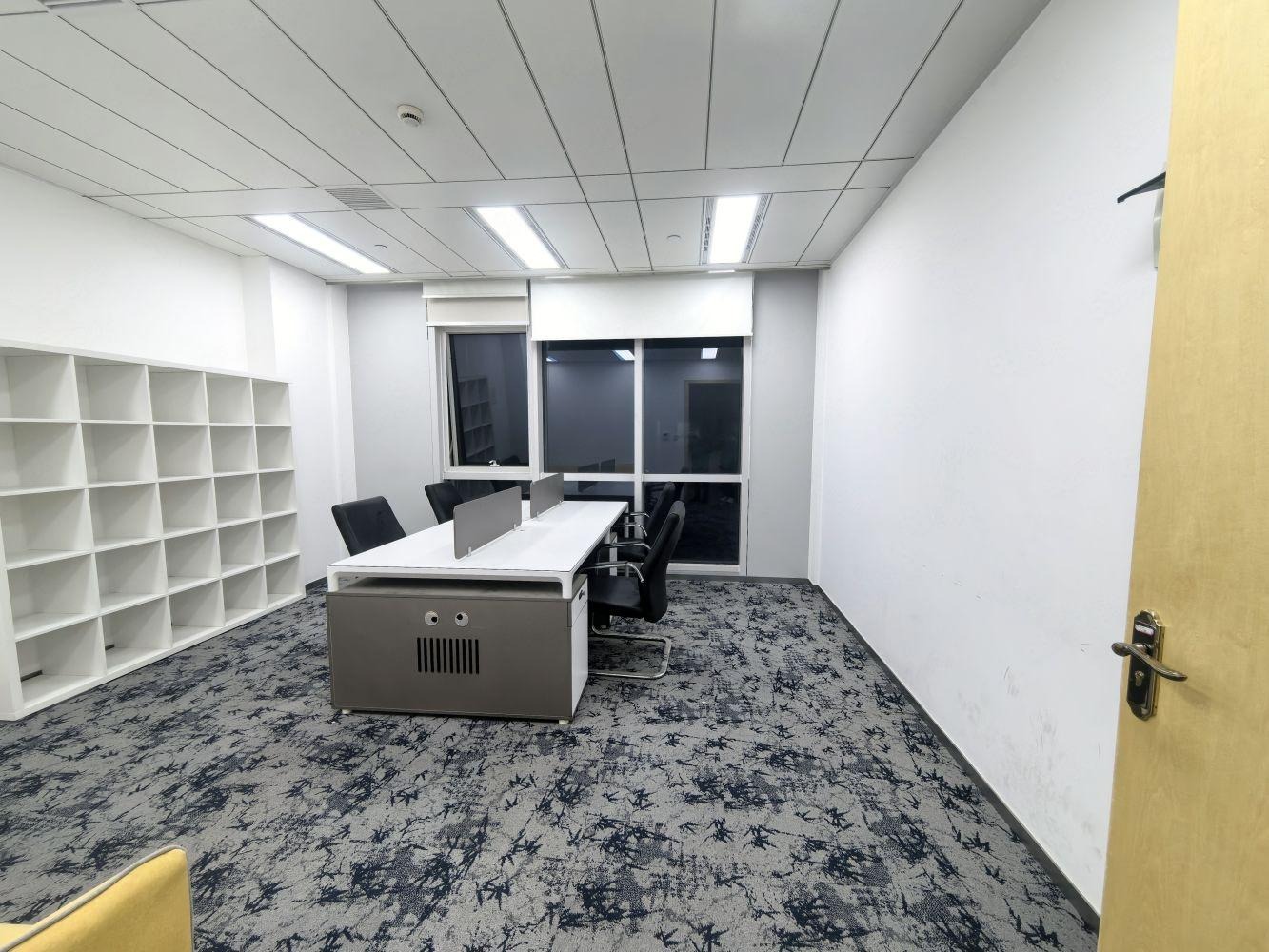 上海保周跨境电商直播产业园二手房房源图片