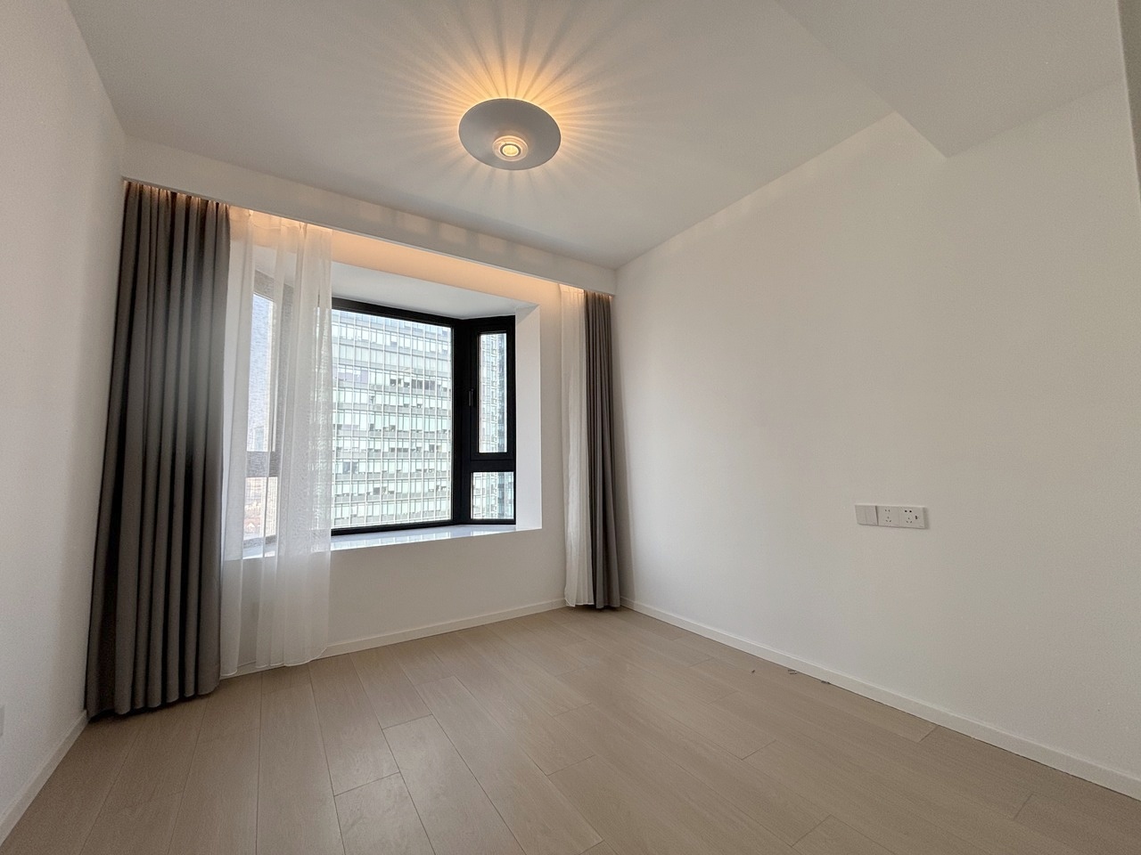 上海东方巴黎霞飞苑二手房房源图片