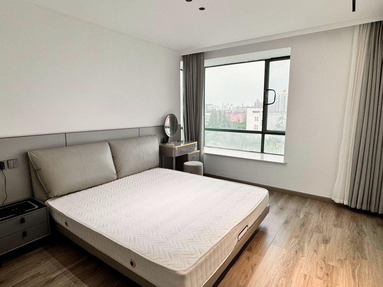 上海望族新苑二手房房源图片