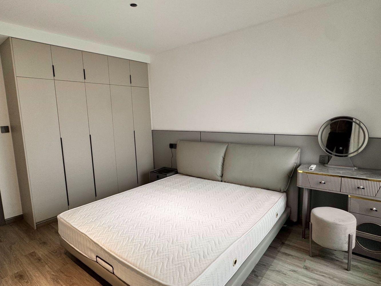 上海望族新苑二手房房源图片