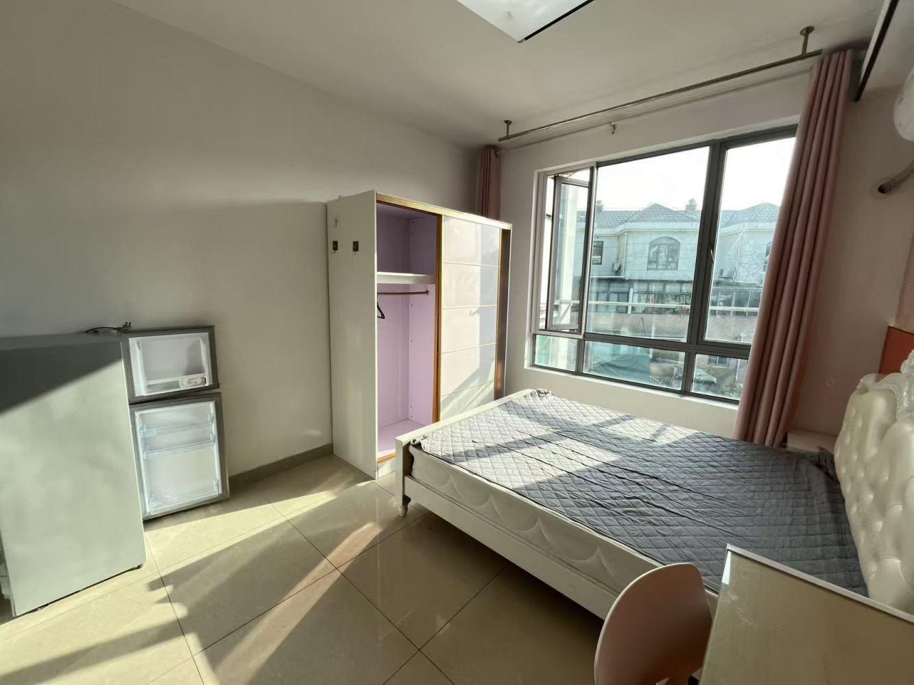 上海现代华庭(一期别墅)二手房房源图片