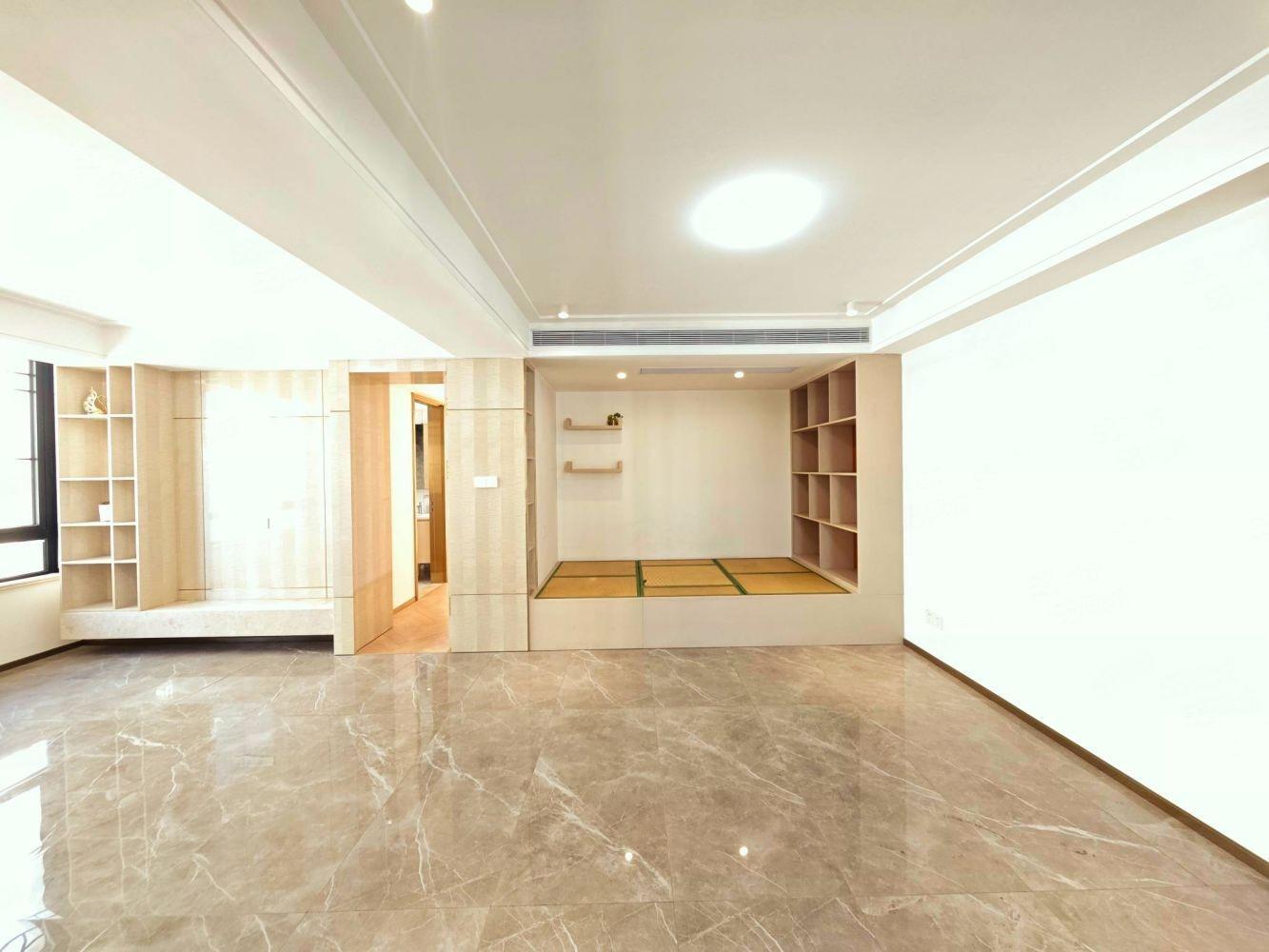 上海佩玛山丘二手房房源图片