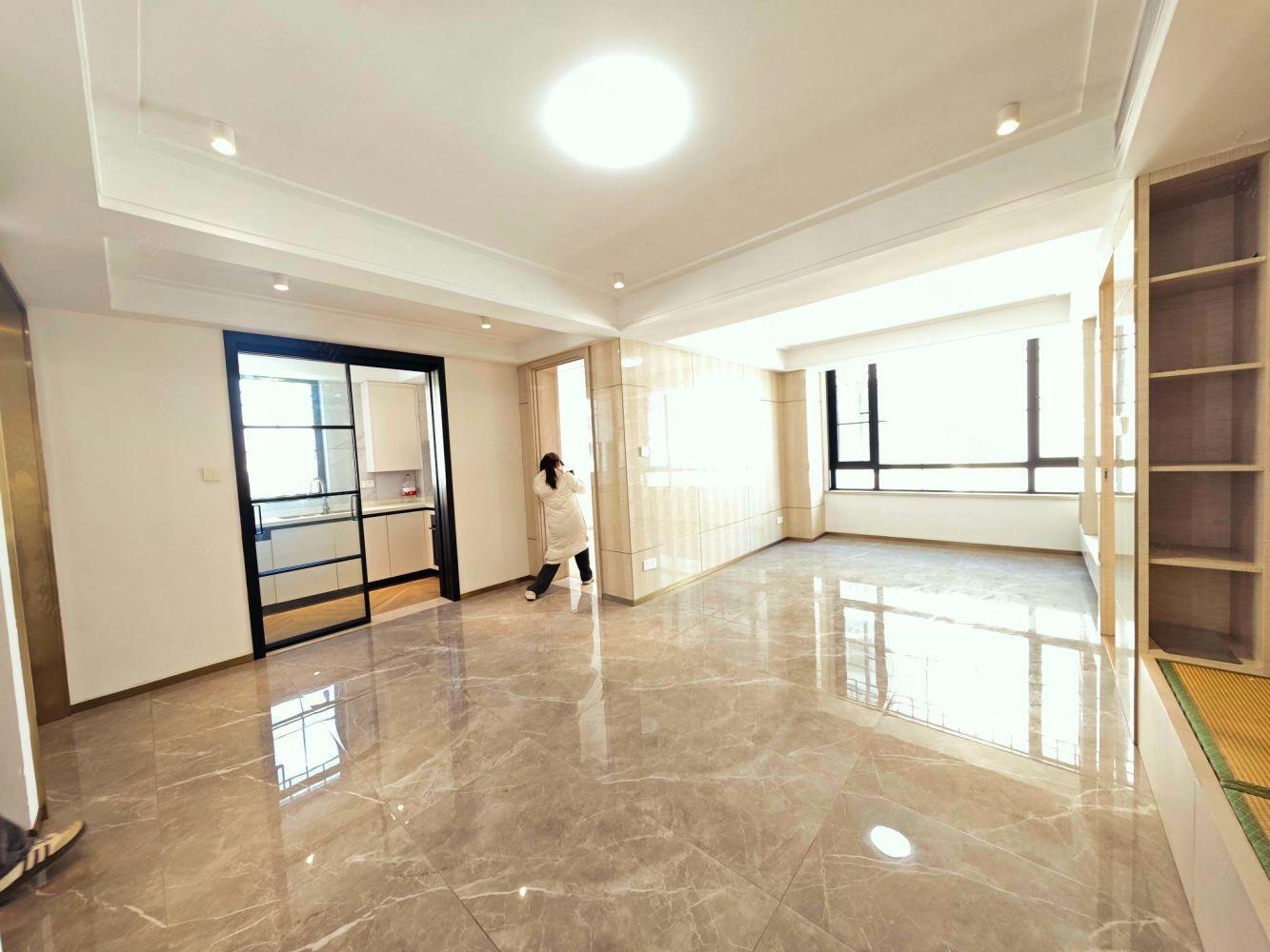 上海佩玛山丘二手房房源图片