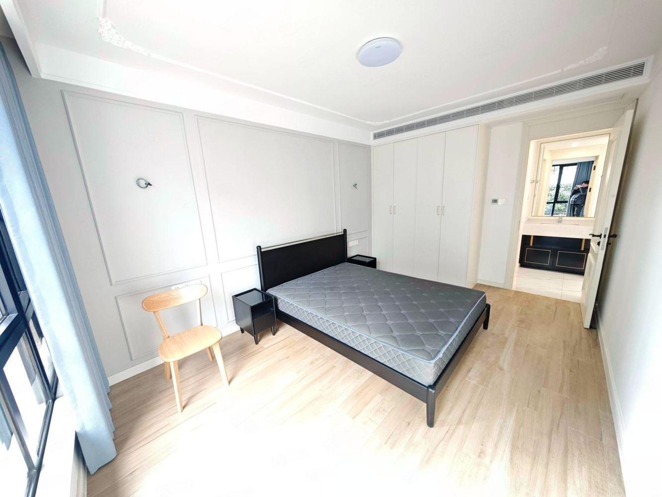 上海佩玛山丘二手房房源图片