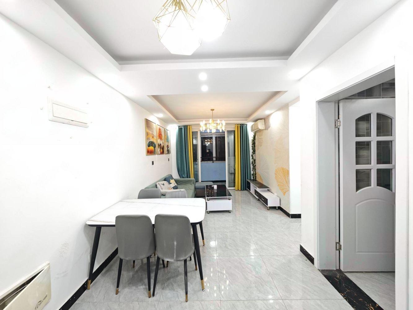 上海金海华城康平佳苑二手房房源图片