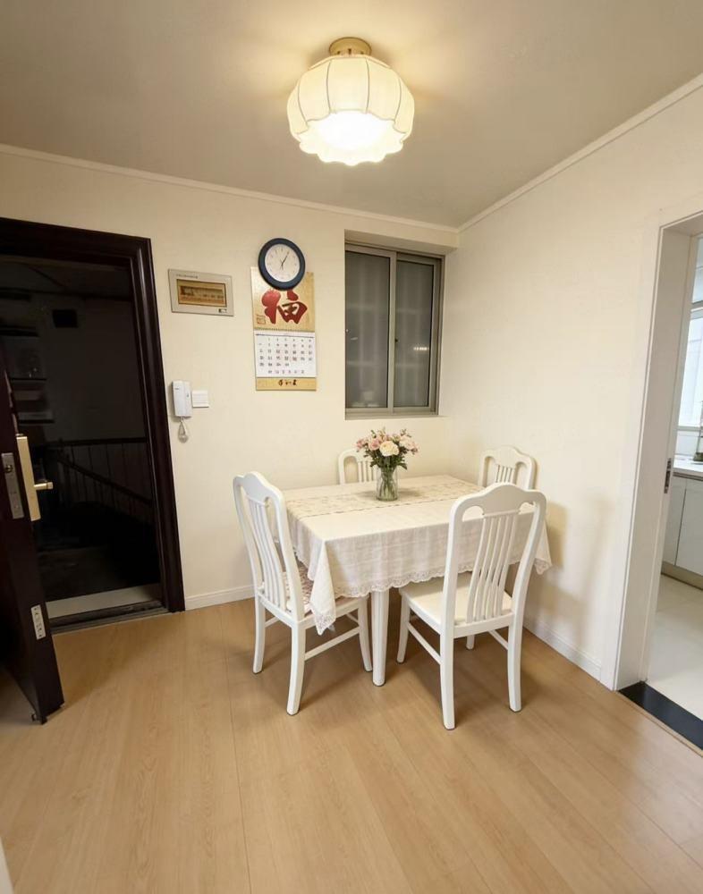 上海桂巷路54-70号楼二手房房源图片