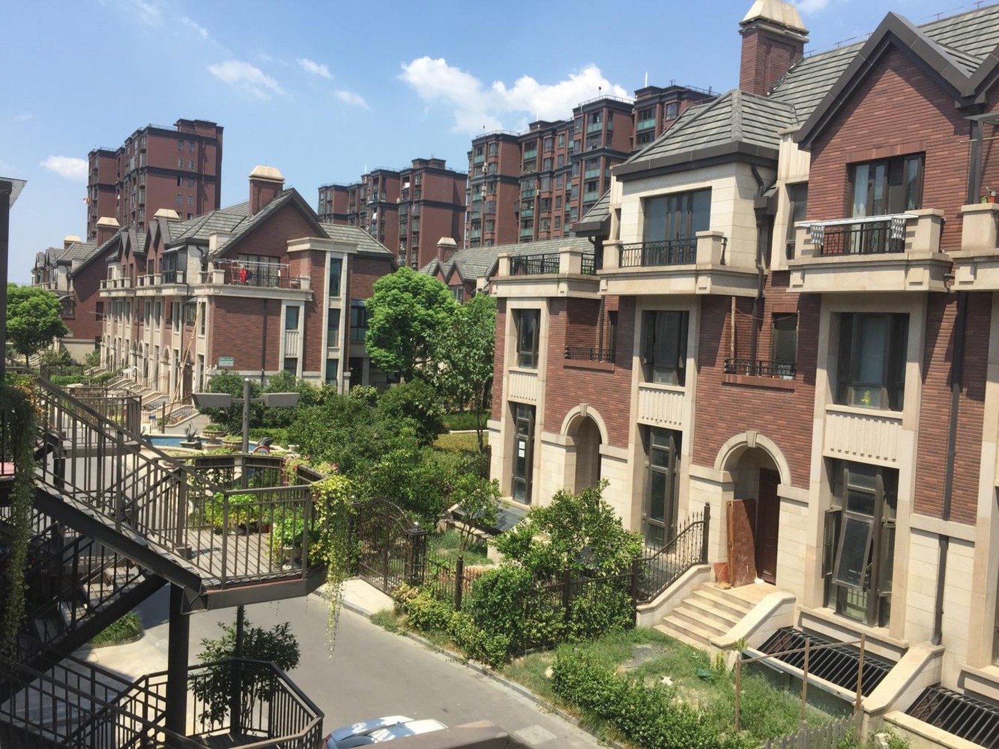 上海现代华庭(一期别墅)二手房房源图片