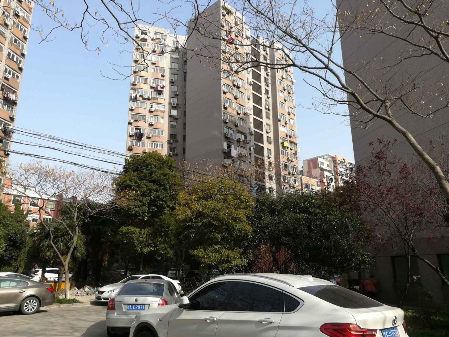 上海龙柏易居公寓二手房房源图片