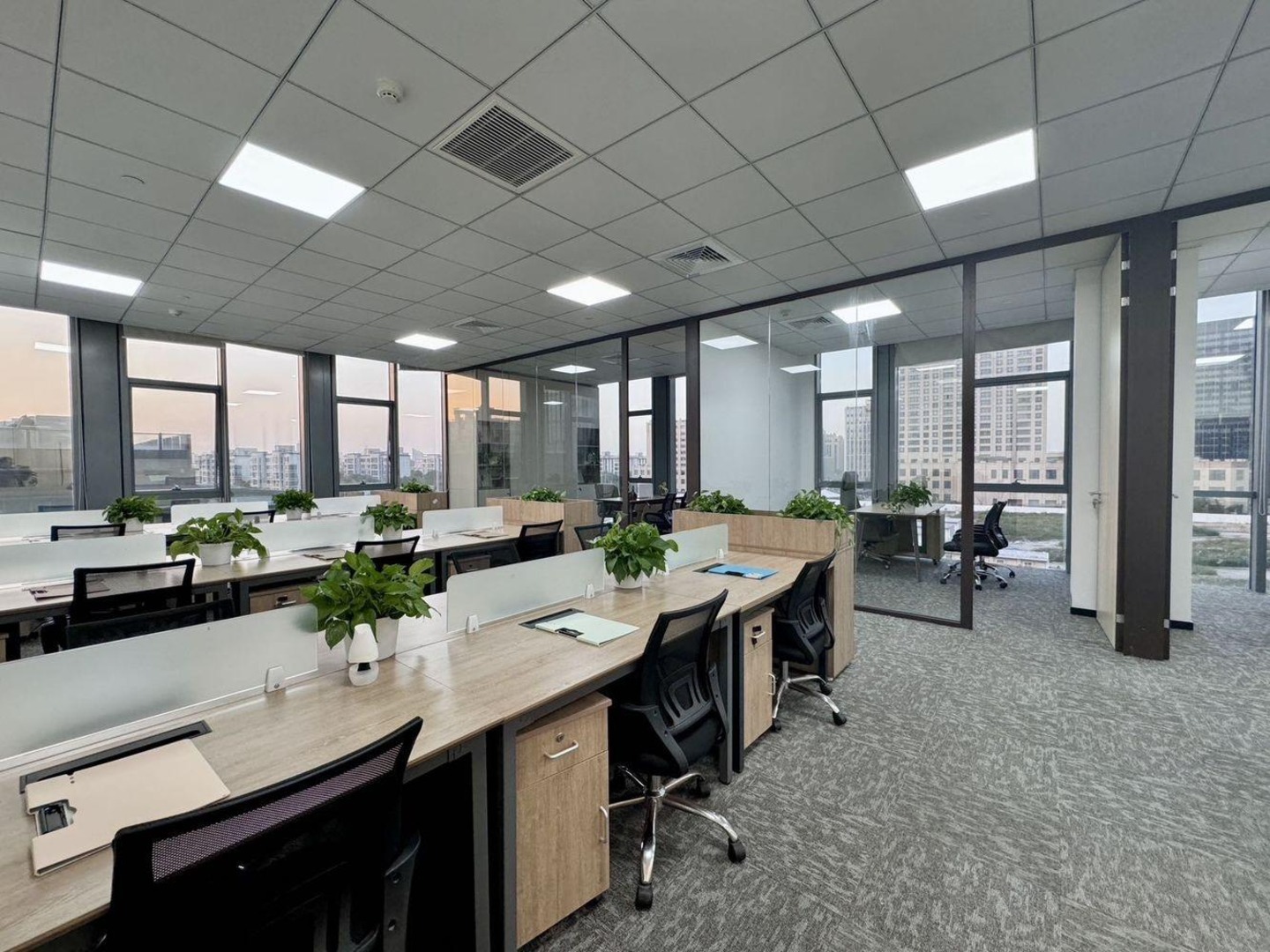 上海外高桥复旦科技园创新中心二手房房源图片