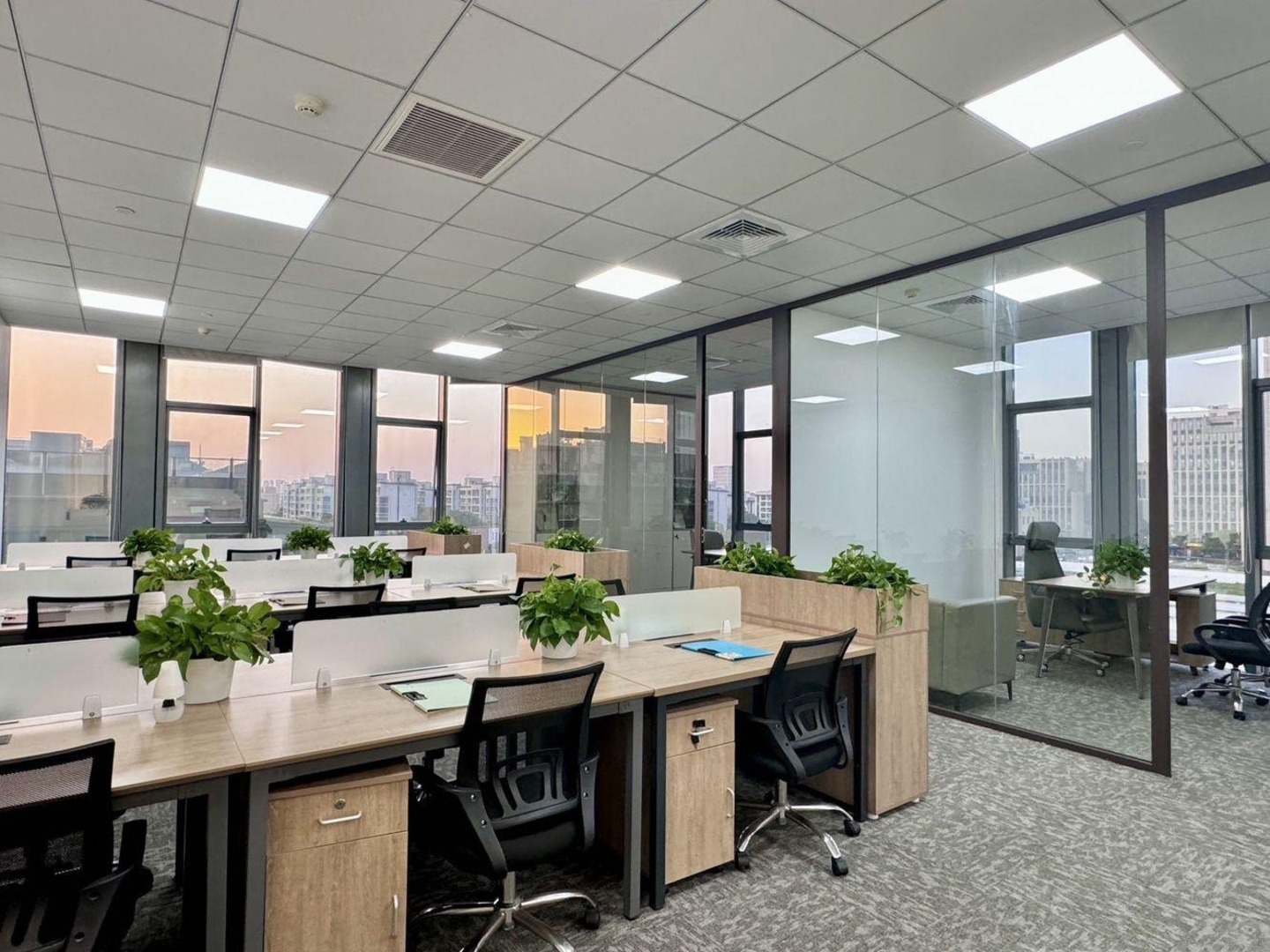 上海外高桥复旦科技园创新中心二手房房源图片