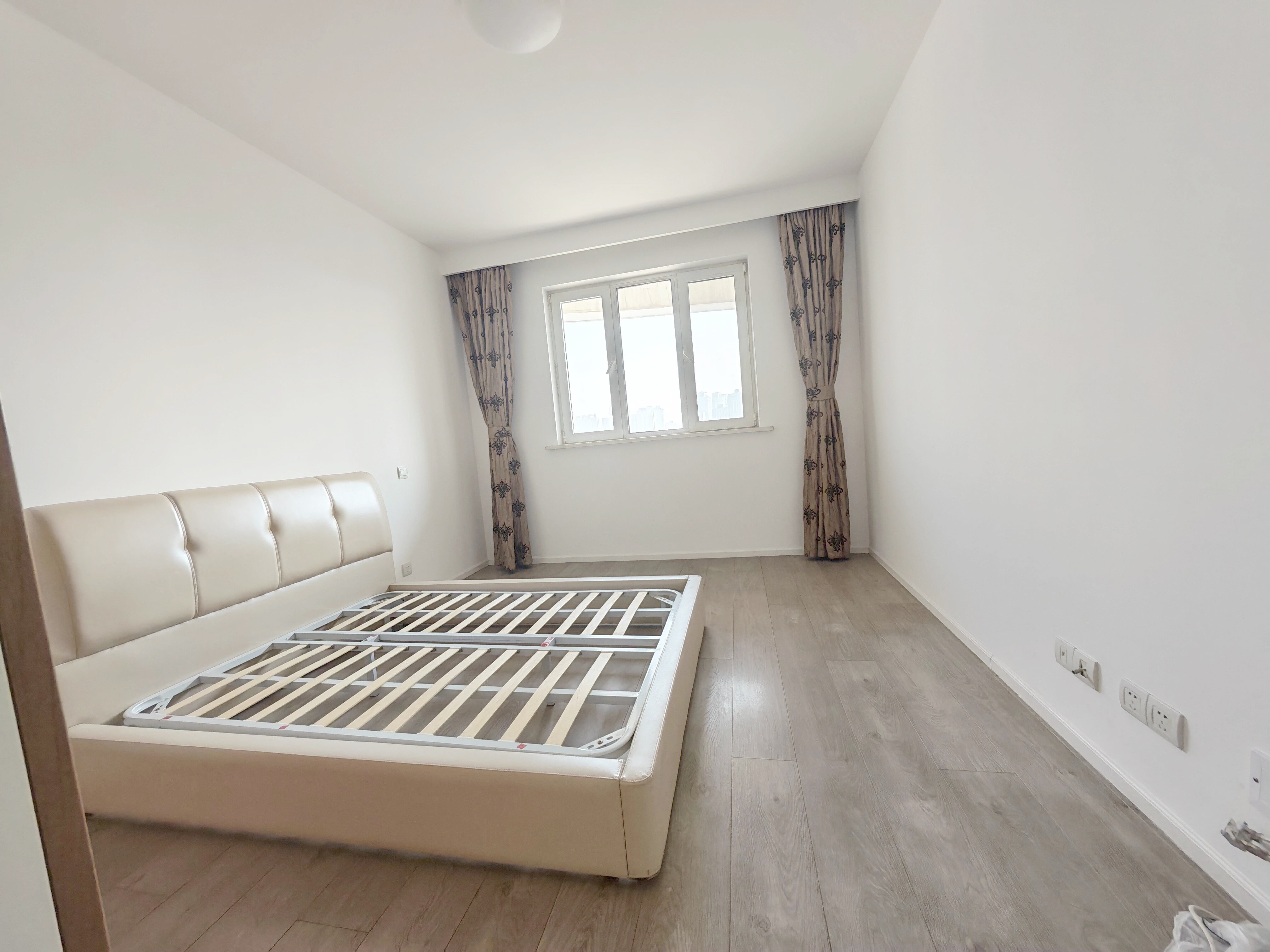 上海梧桐花园B座二手房房源图片