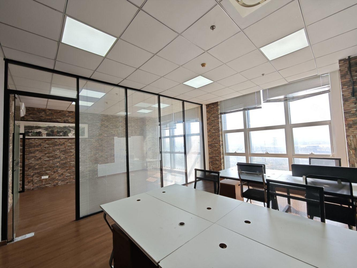 上海信泰融资大厦二手房房源图片