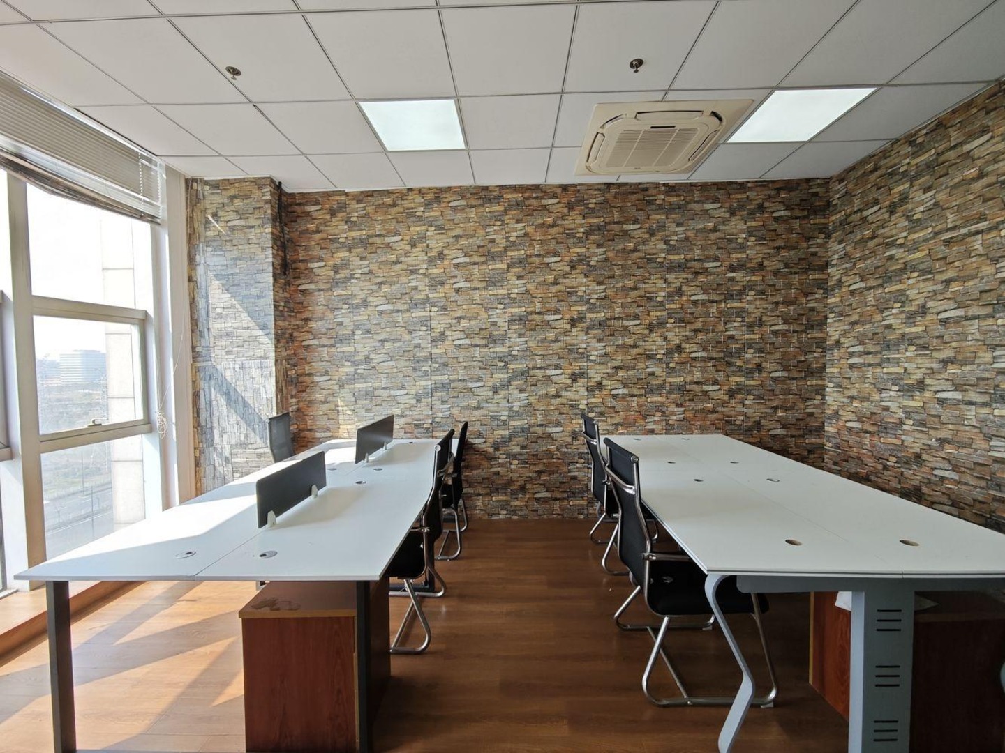 上海信泰融资大厦二手房房源图片