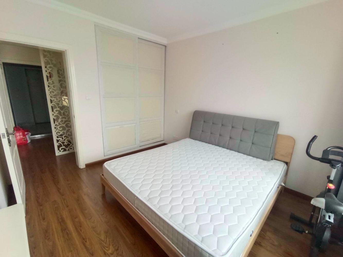 上海新高苑兰园二手房房源图片