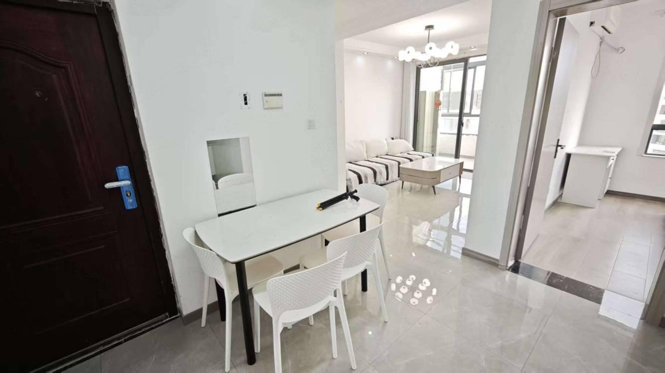 上海佘北家园茸达苑二手房房源图片