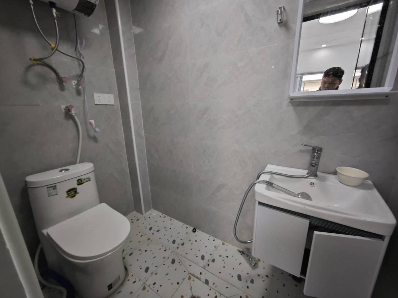 上海秀龙中心村二手房房源图片