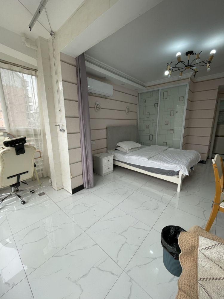 上海爱博一村二手房房源图片