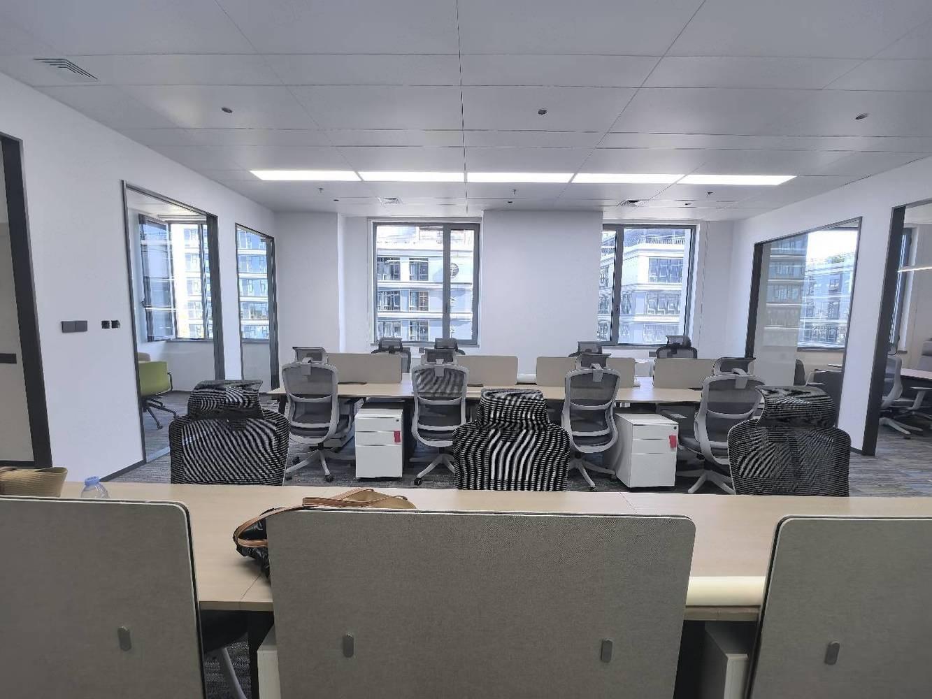 上海露美佳垂直创新中心二手房房源图片