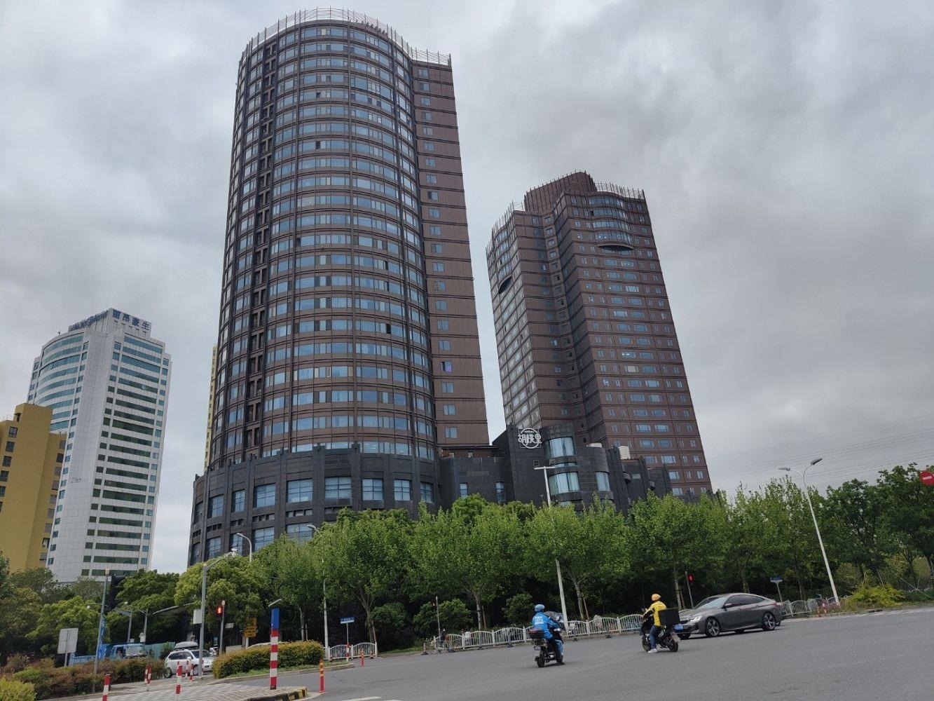 上海碧云公馆二手房房源图片