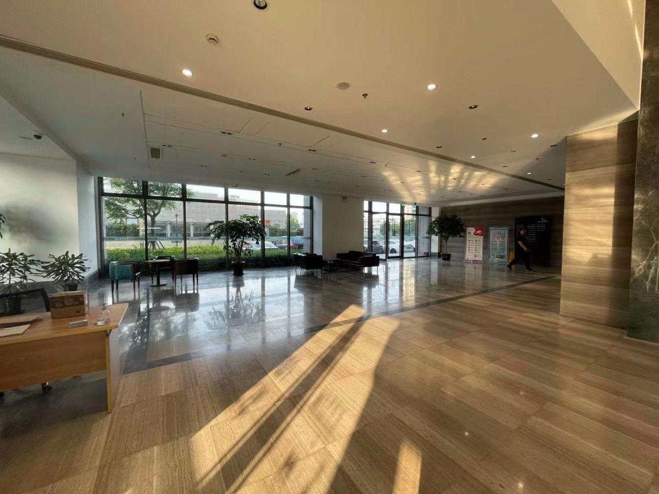 上海中新传媒大厦二手房房源图片