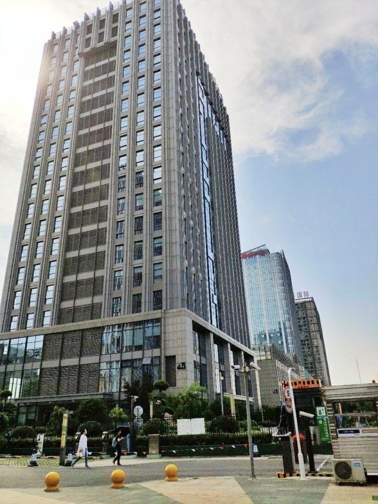 上海中新传媒大厦二手房房源图片