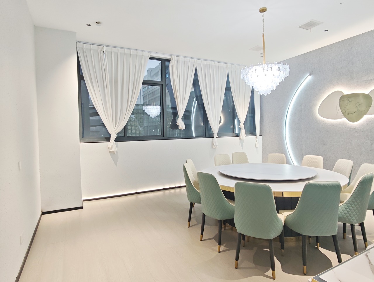 上海宝钢浦东国贸大厦二手房房源图片